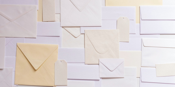 Tipos de sobres de papel para personalizar tus cartas