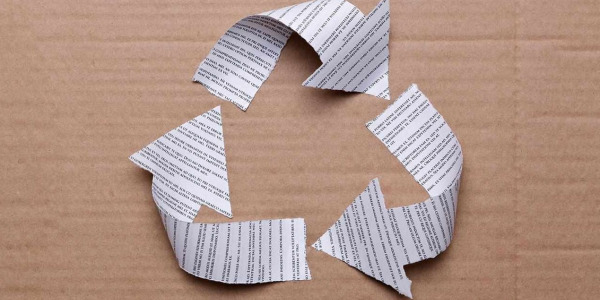 ¿Cómo se recicla el papel?