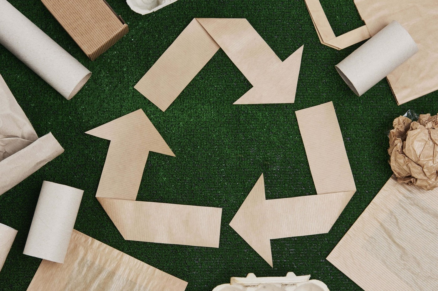 Qué tipos de papel se pueden reciclar y qué usos podemos darle? -  Distribución de papel Castilla y León, S.A